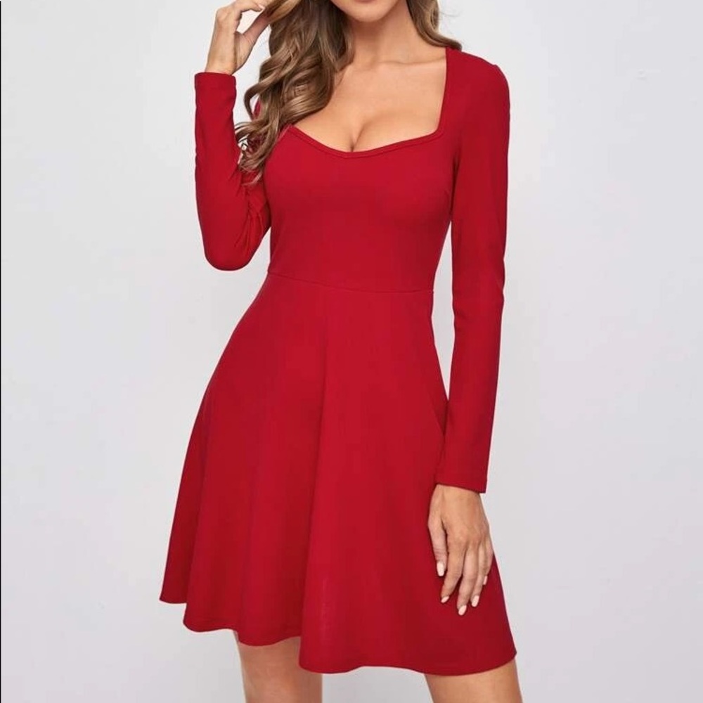 Brand New With Tags Red Sweetheart Neck Dress Size Large